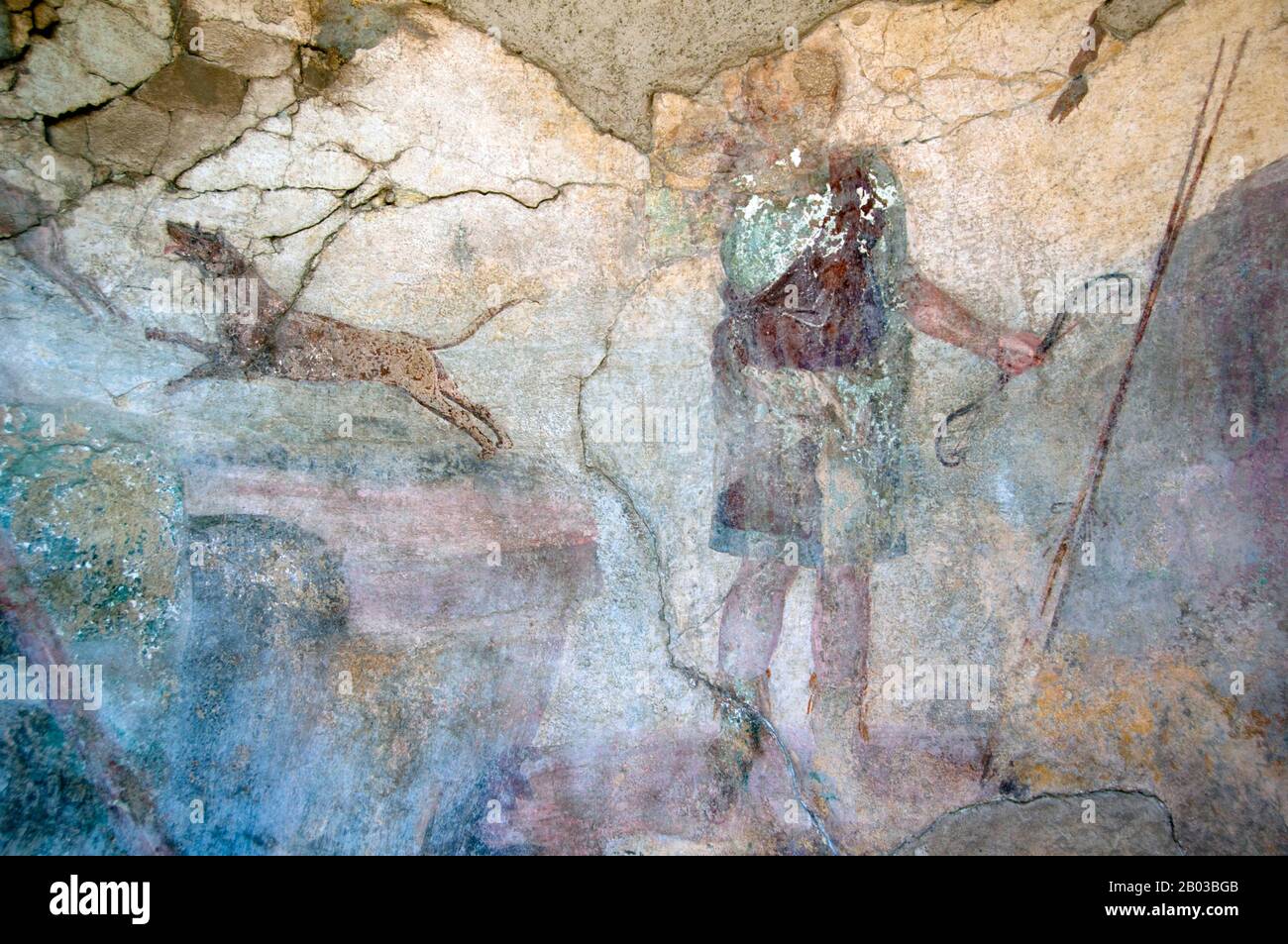 Le domaine, construit pour la première fois en 250 BCE, est appelé "la Maison de Menander" parce qu'il y a une fresque bien préservée de l'ancien Dramaturge grec Menander dans une petite pièce de la maison. Menander (c. 342/41 – c. 290 BCE) a écrit 108 comédies et a remporté le prix huit fois au festival Lenaia. L'un des écrivains les plus populaires de l'antiquité, son travail a été perdu au Moyen âge et est connu dans la modernité sous forme hautement fragmentaire, dont une grande partie a été découverte au XXe siècle. Seul un jeu, Dyskolos, a survécu presque entièrement. Banque D'Images