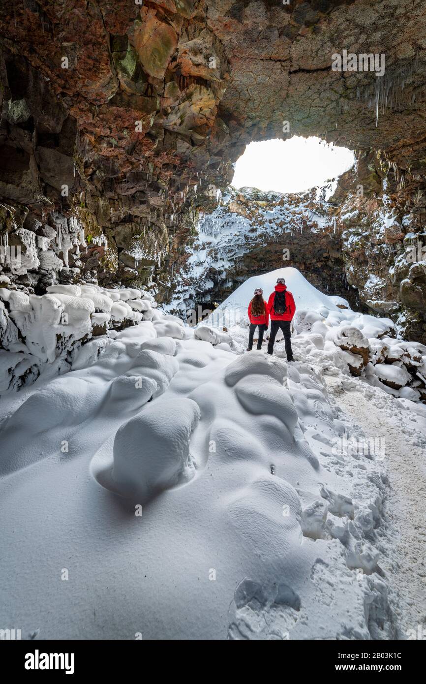 Tunnel Raufarholshellir Lava, Islande. L'un des tubes de lave les plus longs est à courte distance de Reykjavik, Islande Banque D'Images