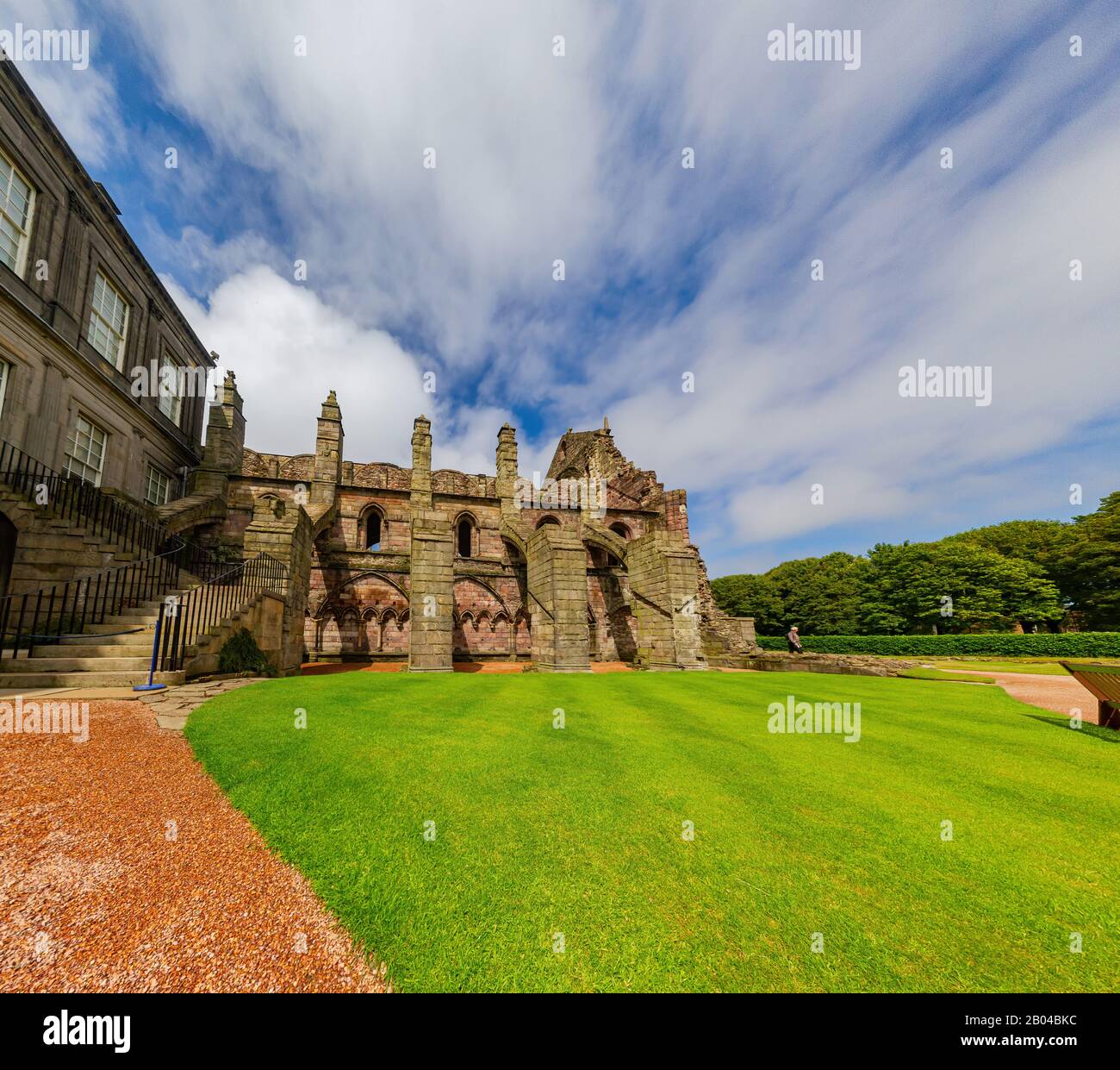 Vue du matin sur les ruines de l'abbaye de Holyrood à Édimbourg, Royaume-Uni Banque D'Images