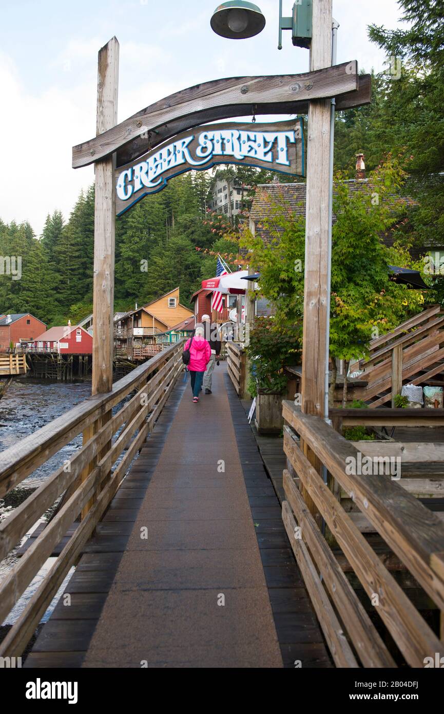 Signez à l'entrée de Creek Street l'ancien quartier de Red Light à Ketchikan, dans le sud-est de l'Alaska, aux États-Unis. Banque D'Images