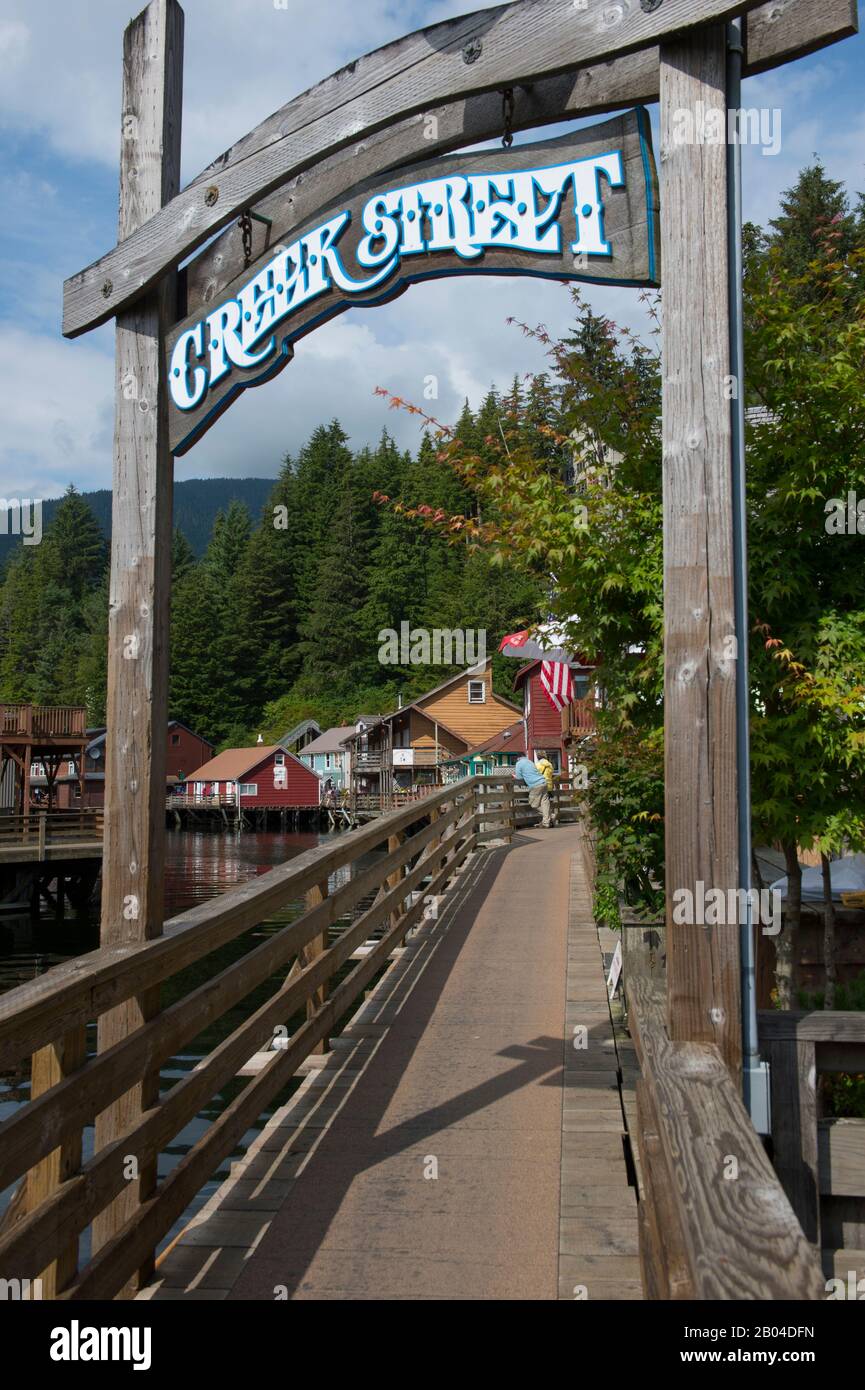 Signez à l'entrée de Creek Street l'ancien quartier de Red Light à Ketchikan, dans le sud-est de l'Alaska, aux États-Unis. Banque D'Images