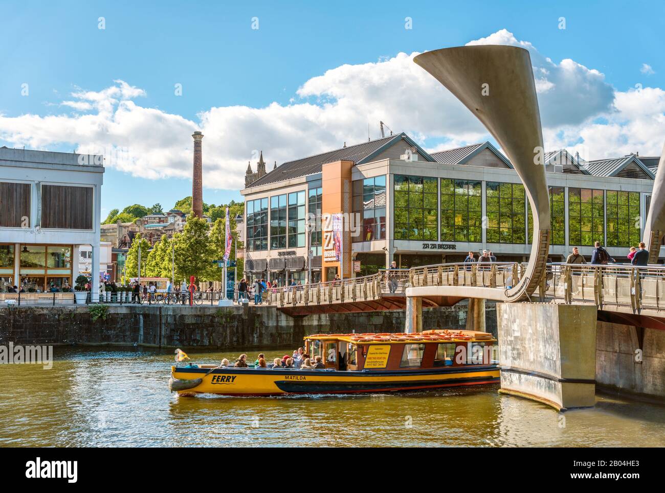 Pero's Bridge au Millenium Square Landing dans le port flottant de Bristol, Somerset, Angleterre Banque D'Images