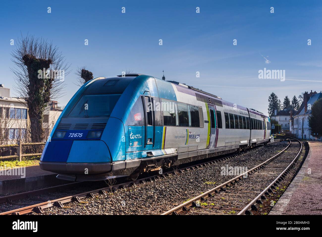 Train multi-unités diesel SNCF classe 72500 à la gare de Loches, Indre-et-Loire, France. Banque D'Images