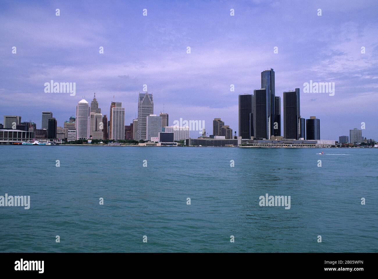 CANADA, ONTARIO, WINDSOR, VUE SUR LE CENTRE-VILLE DE DETROIT Banque D'Images