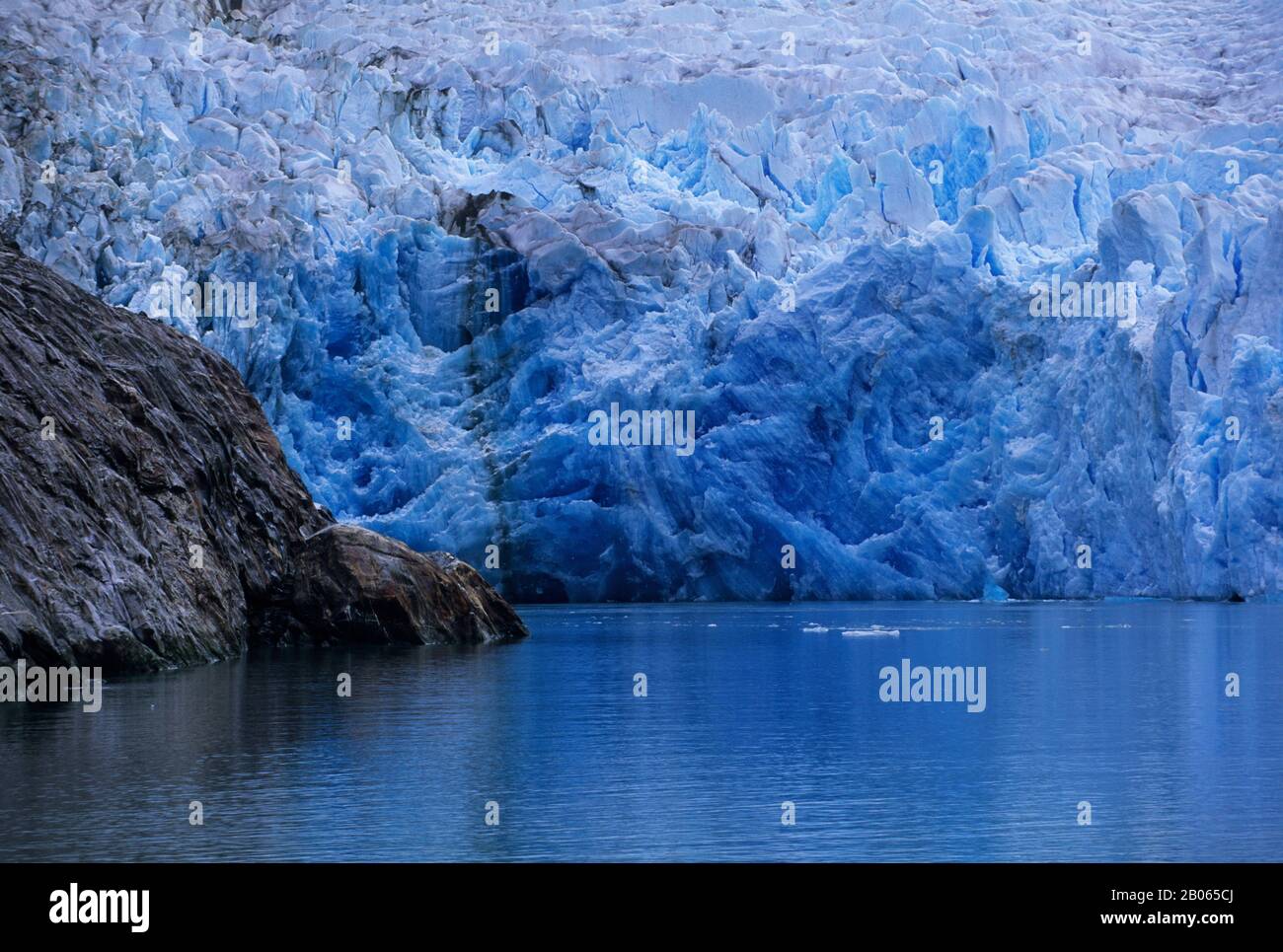 ÉTATS-UNIS, ALASKA, PRÈS DE JUNEAU, TRACY ARM, NORTH SAWYER GLACIER Banque D'Images