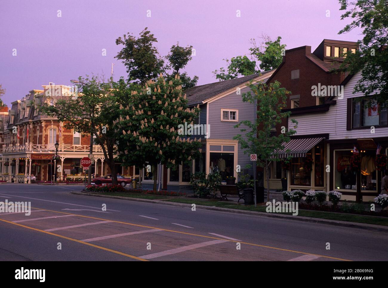 CANADA ONTARIO SCÈNE DE LA RUE NIAGARA-ON-THE-LAKE Banque D'Images