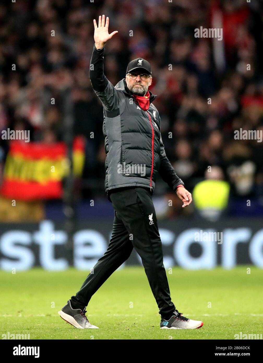Le responsable de Liverpool, Jurgen Klopp, réagit après le coup de sifflet final lors de la ronde de 16 matchs de la première étape de l'UEFA à Wanda Metropolitano, à Madrid Banque D'Images