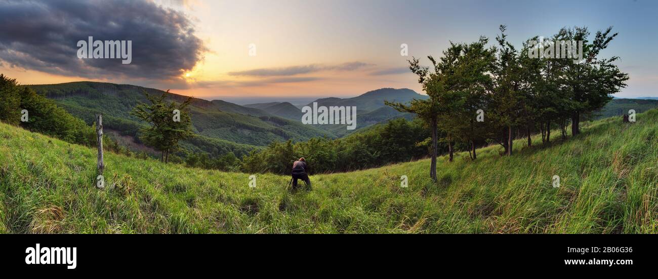 Coucher du soleil en haute montagne en Slovaquie Skalnata - Petite Carpathian Banque D'Images