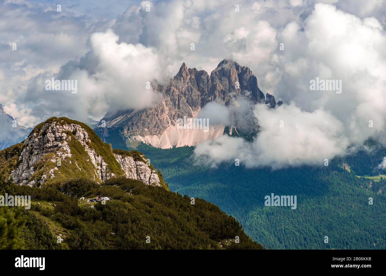 Chaîne De Montagnes, Monte Cristallo, Dolomites, Belluno, Italie Banque D'Images