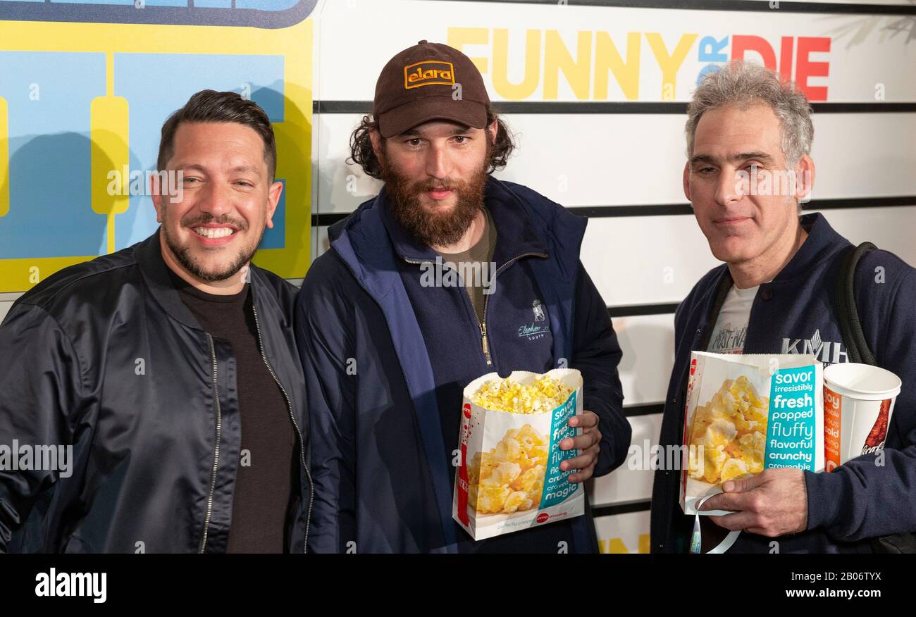 SAL Vulcano, Josh Safdie et Ronald Bronstein assistent à la première des Jokers Impratiques : le film sur AMC Lincoln Square (photo de Lév Radin/Pacific Press) Banque D'Images