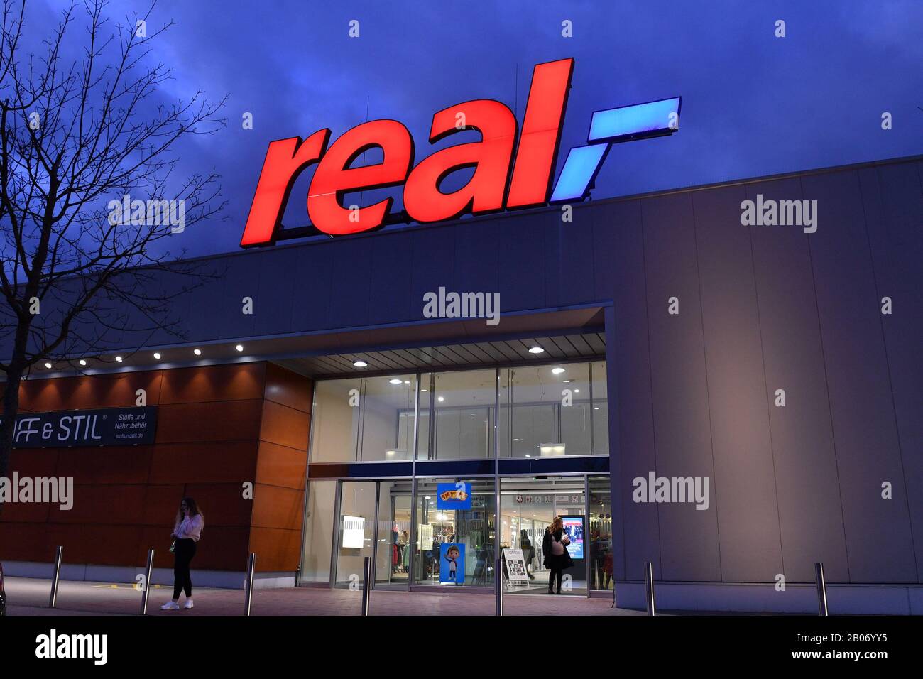 Scp store Banque de photographies et d’images à haute résolution - Alamy