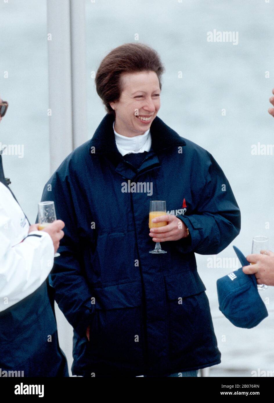 HRH Princess Anne à bord de Pride of Teesside yacht, Ocean Village, Southampton, Angleterre avril 1992 Banque D'Images