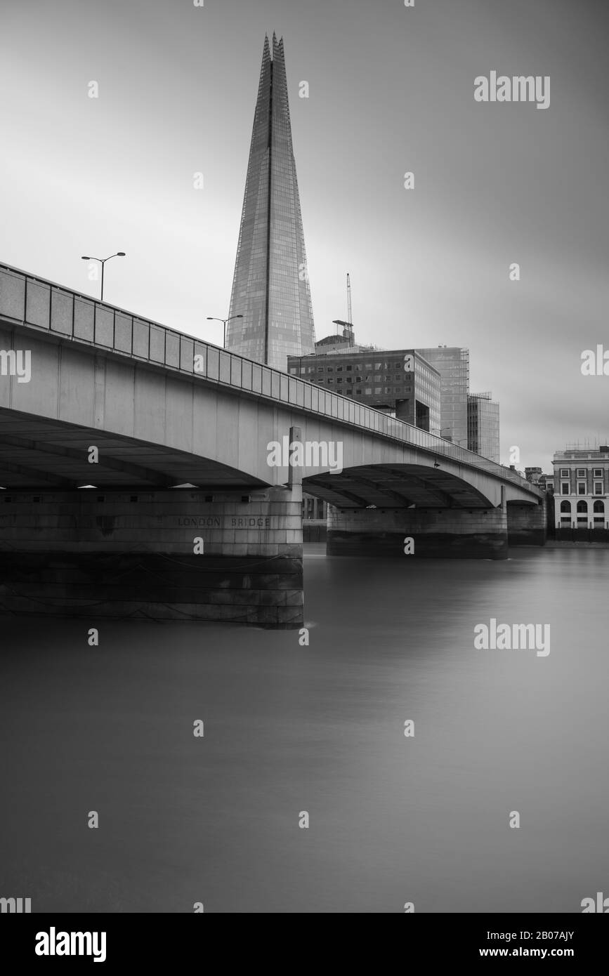 London Bridge et Thames River, Londres Banque D'Images
