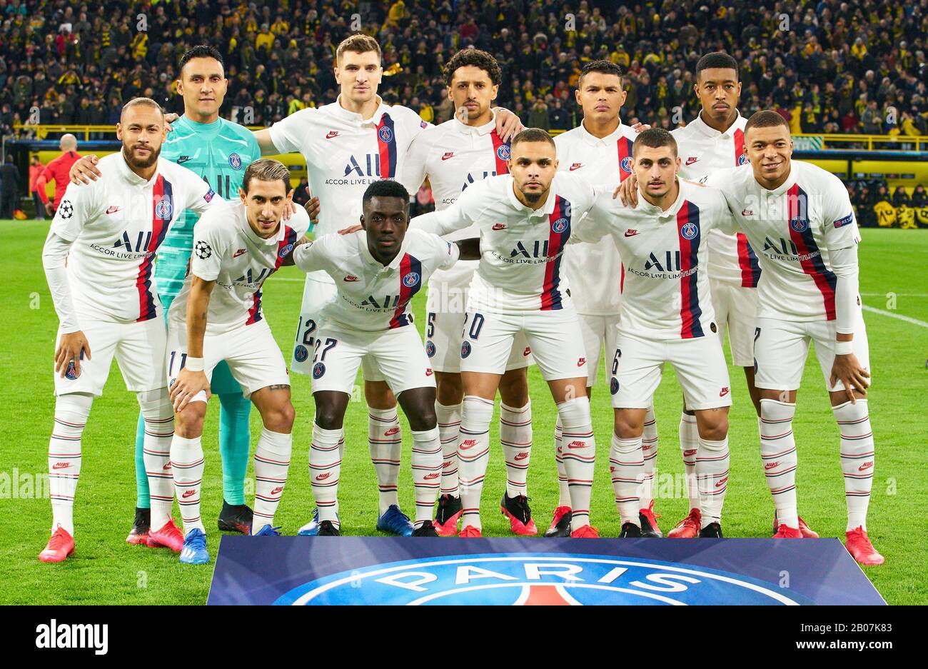 Cl Football Dortmund - Paris, Dortmund 18 Février 2020. Photo de l'équipe PSG : Keylor NAVAS, Torwart PSG 1 Thiago SILVA, PSG 2 Presnel KIMEMBE, PSG 3 MARQUINHOS, PSG 5 Marco VERRATTI, PSG 6 Kylian MPAPPE, PSG 7 NEYMAR, PSG 10 Angel DI Maria, PSG 11 Thomas MEUNIER, PSG 12 Layvin KURWA 20, PWA 20 PSG 27 BORUSSIA DORTMUND - PARIS SG 2-1 Ligue des Champions de l'UEFA , ronde des 16 derniers, S i g n a l i d u n a P a r k S t a d i u m BVB à Dortmund, le 18 février 2020. Saison 2019/2020 © Peter Schatz / Alay Live News Banque D'Images