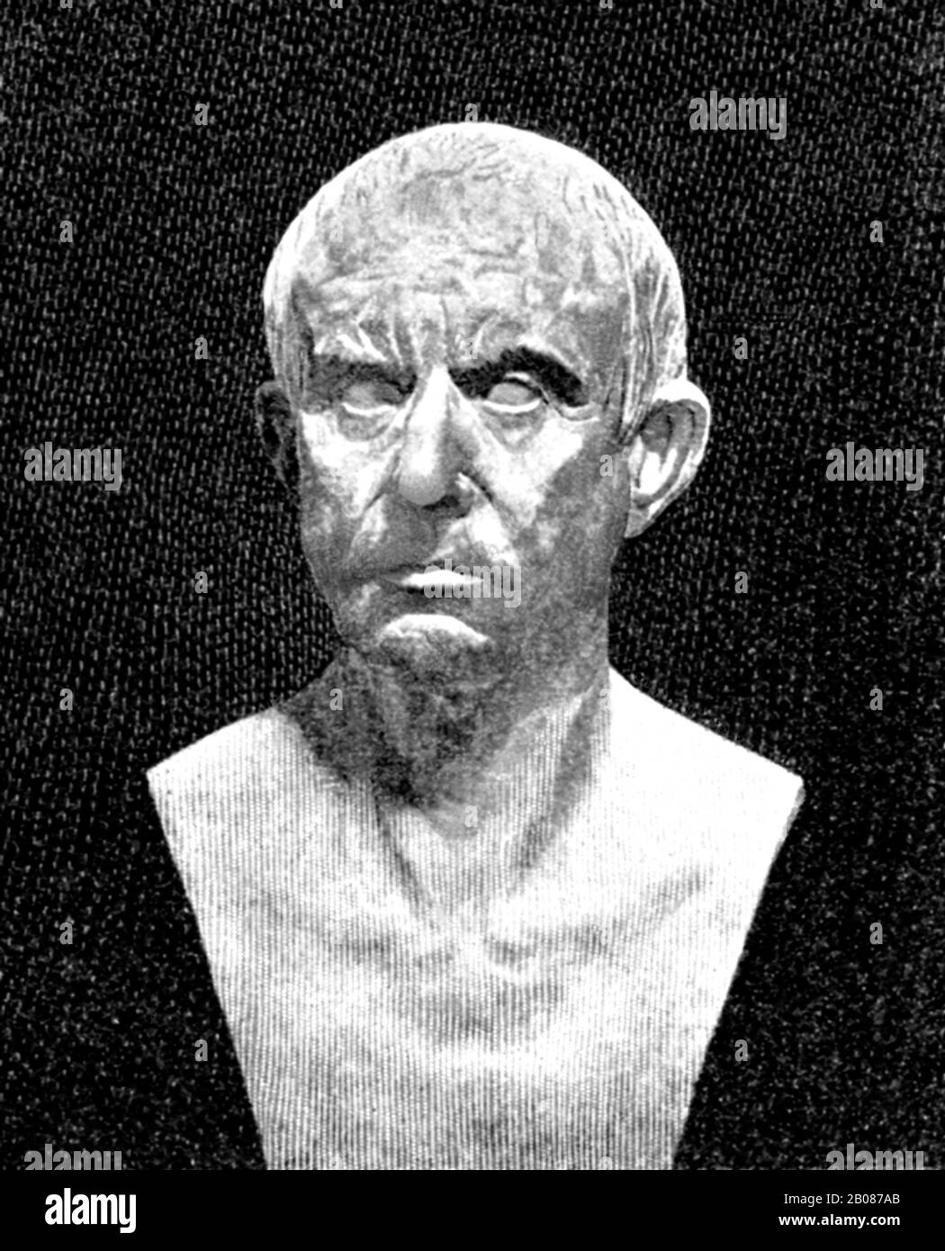 Marcus Porcius Cato (234-149 av. J.-C.) était réputé pour sa forte opposition au luxe, estimant que la culture hellénique menaçait Rome. À titre de censeur, il a examiné la conduite des candidats qui se présentent à la fonction et aux généraux militaires. Il a exhorté les Romains à détruire Carthage, avec les mots Carthago delenda est (Carthage doit être détruit). Il a écrit plusieurs livres, un manuel sur la gestion d'une ferme. Banque D'Images