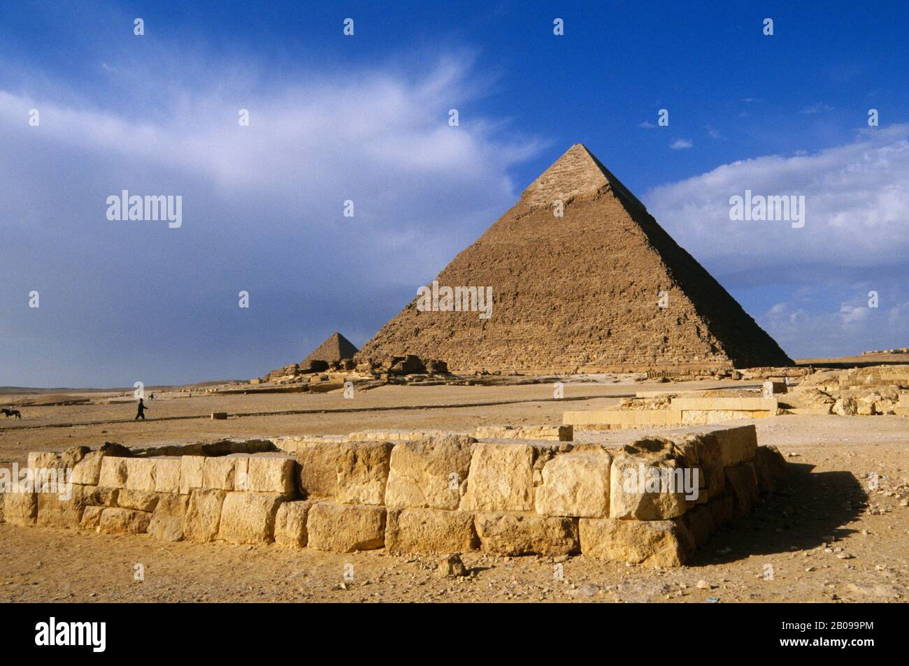 EGYPTE, LE CAIRE, GIZEH, VUE DE LA PYRAMIDE DE CHEPHREN Banque D'Images