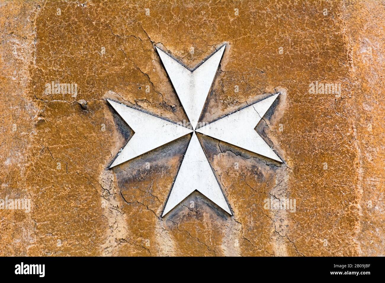 Rome, Italie - Oct 03, 2018: Croix maltaise sur le mur à Rome Banque D'Images