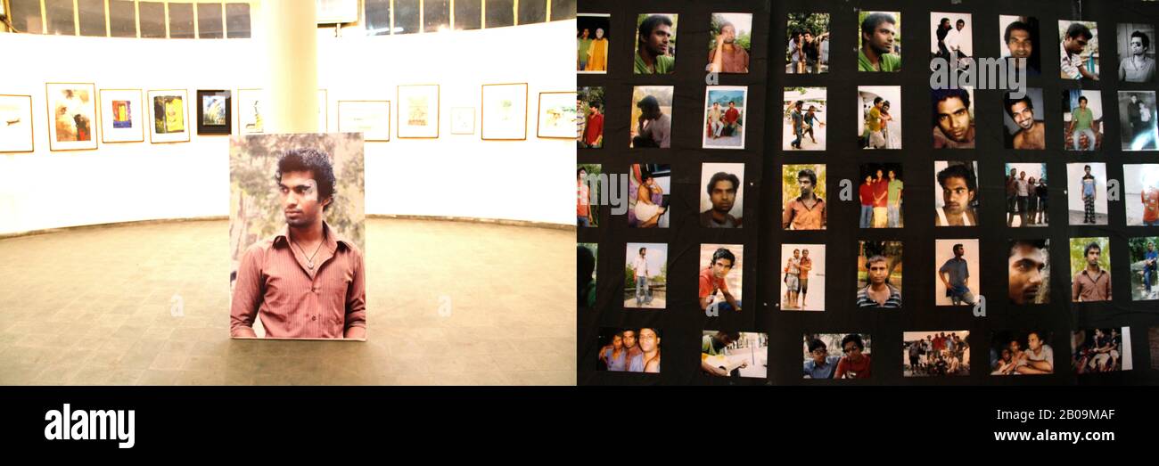 Un portrait de Debabarata Das au centre du hall, et à droite ses photos affichées sur un tableau, en mémoire de sa mort dans un accident de la route. Debabarata, 23 ans, était étudiant en graphisme à l'Université de Dhaka, décédé lors d'une collision entre un train et un bus à Rajarhat, Satkhira, au Bangladesh. 15 Mars 2011. Une des images de photo Story, Tears on Highways, de Noor Alam. Banque D'Images