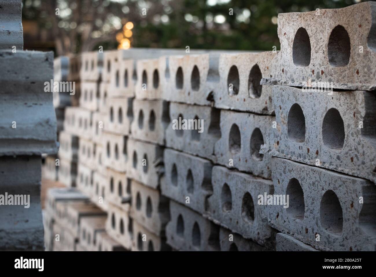 Piles de dalles pour la construction Banque D'Images