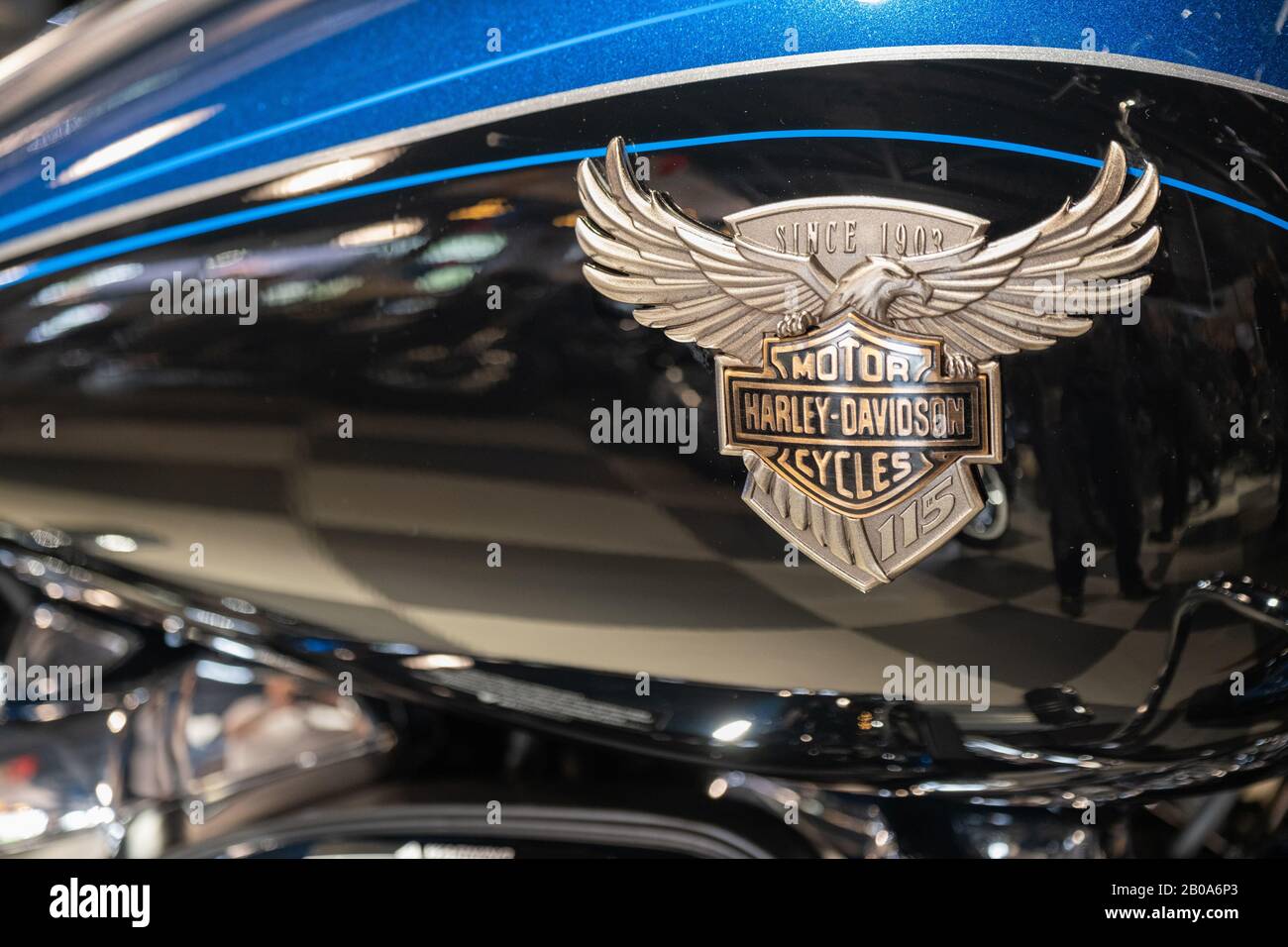 Harley 115 étendit le logo de l