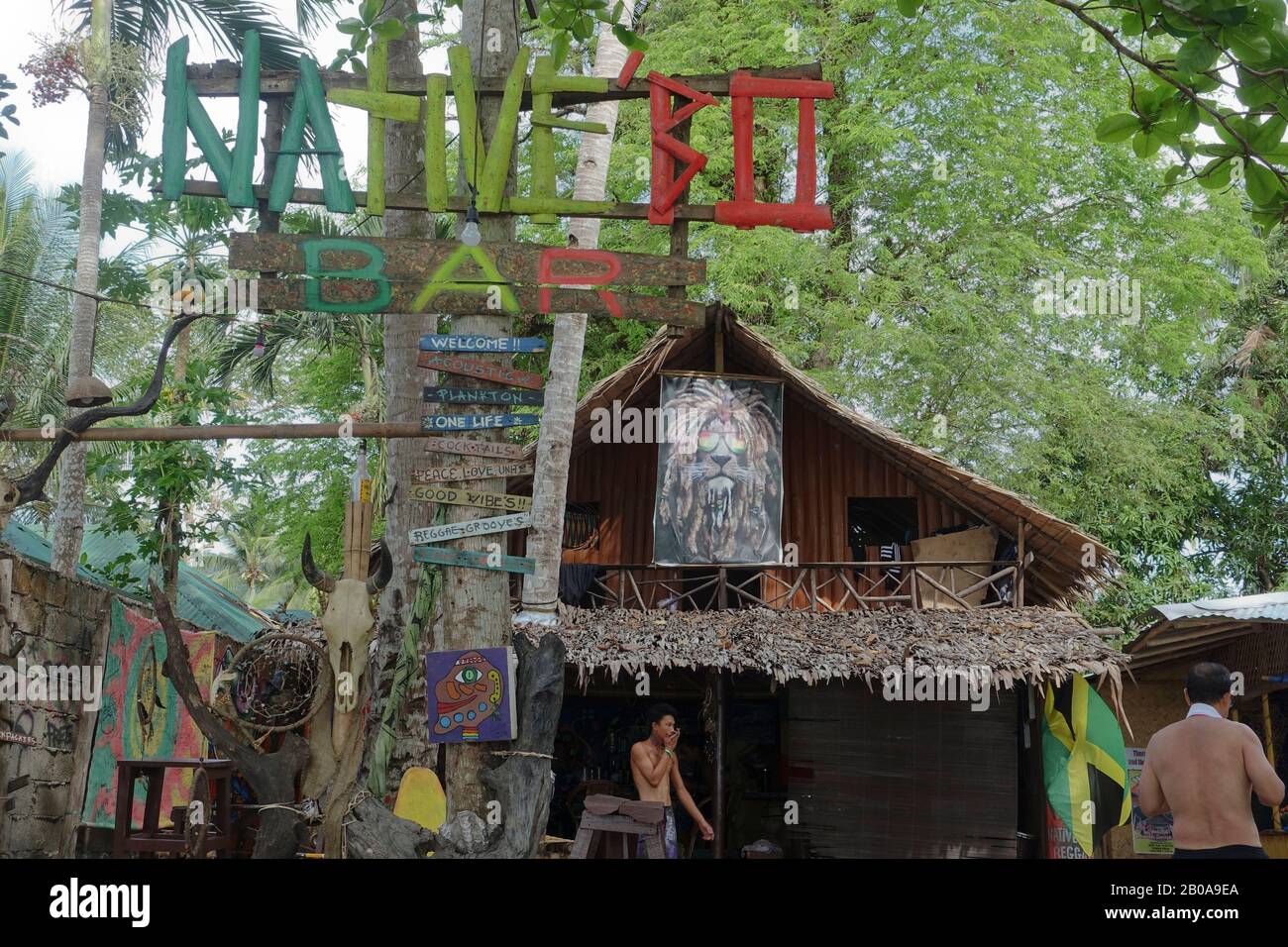 L'île de San Vicente est une ville de villégiature émergente de Palawan. Les touristes visitent les zones encore sous-développées pour les plages et la vie marine. Banque D'Images