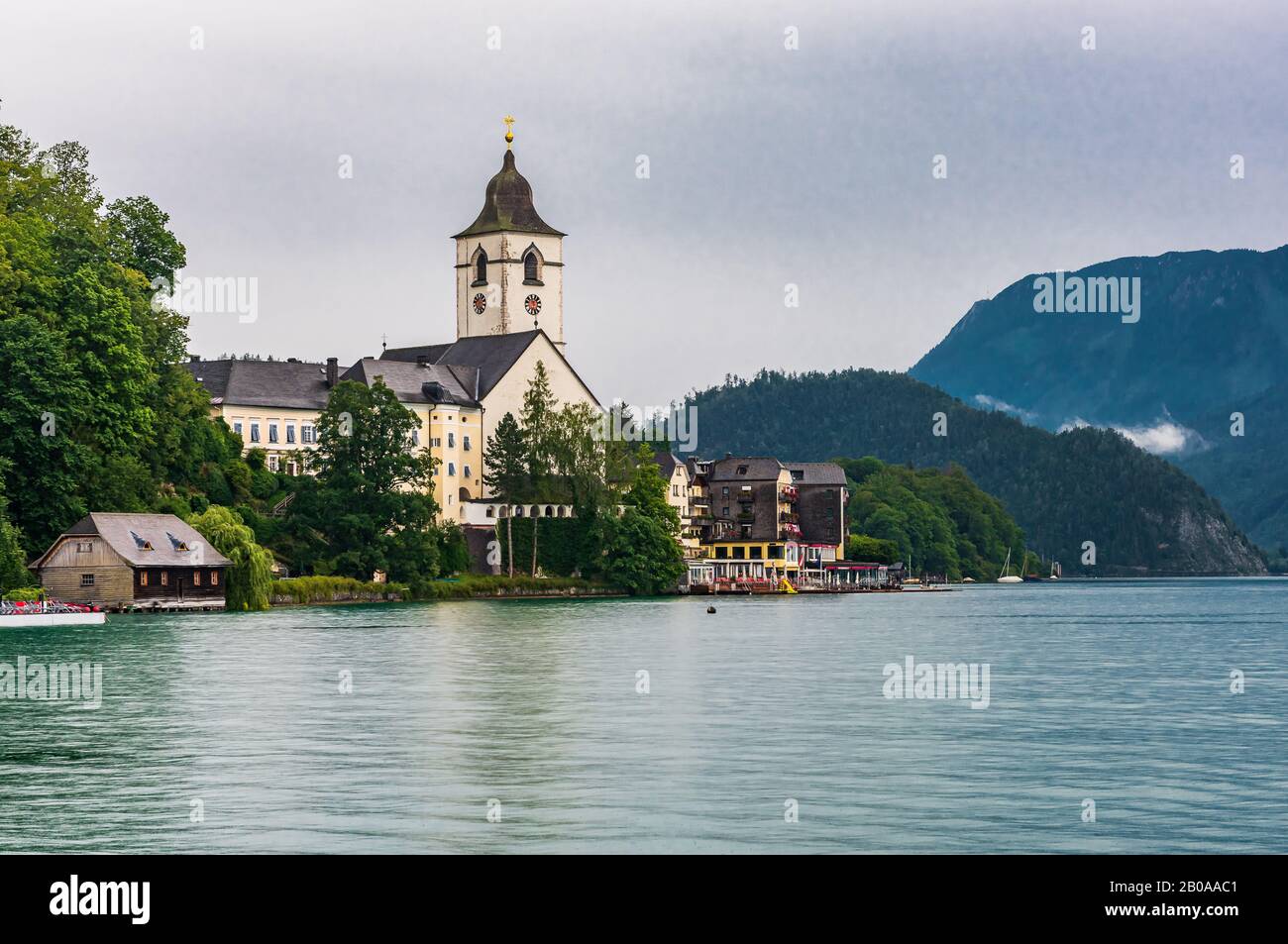 Vieux village de Sankt Wolfgang sur le Wolfgangsee à Salzkammergut, Autriche Banque D'Images