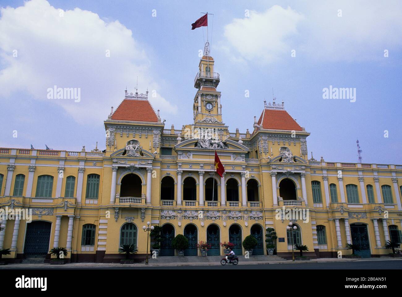 VIETNAM, VILLE DE HO CHI MINH (SAIGON), HÔTEL DE VILLE, ARCHITECTURE DE STYLE COLONIAL FRANÇAIS Banque D'Images