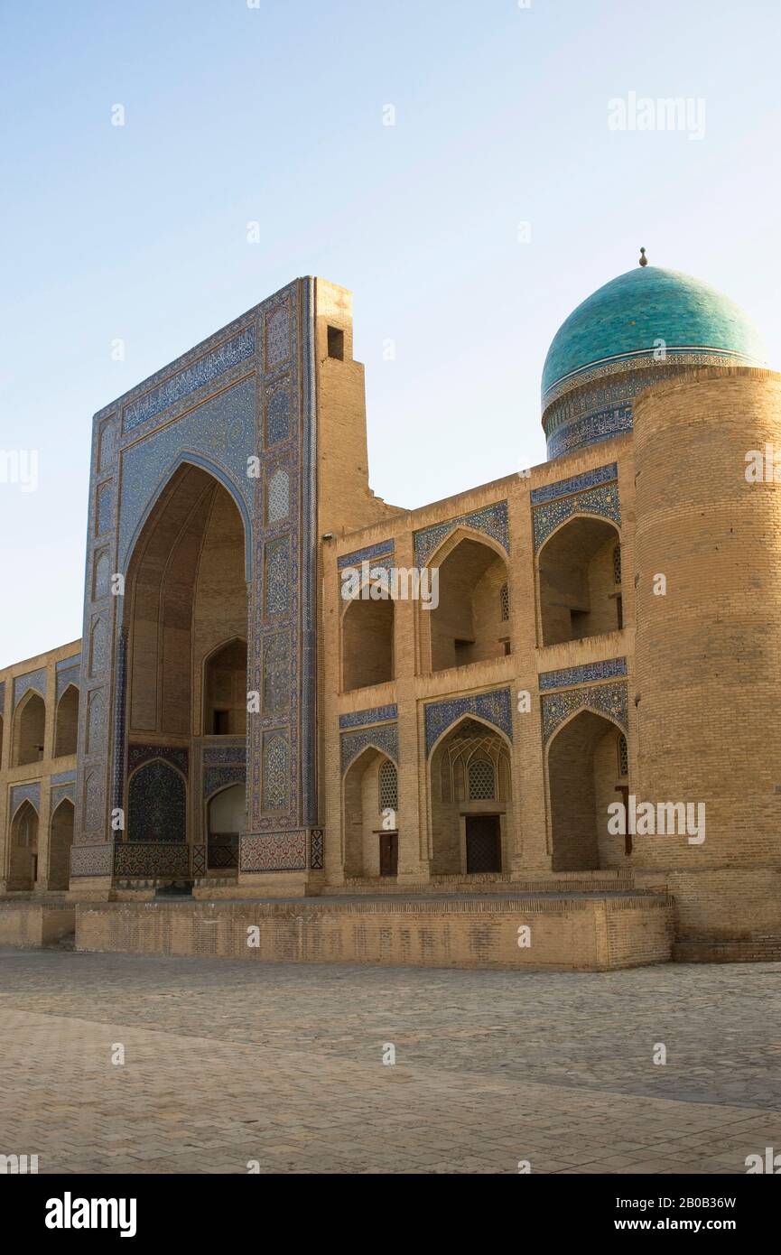 OUZBÉKISTAN, BOUKHARA, MIRI ARAB MADRASAH (ÉCOLE RELIGIEUSE) Banque D'Images