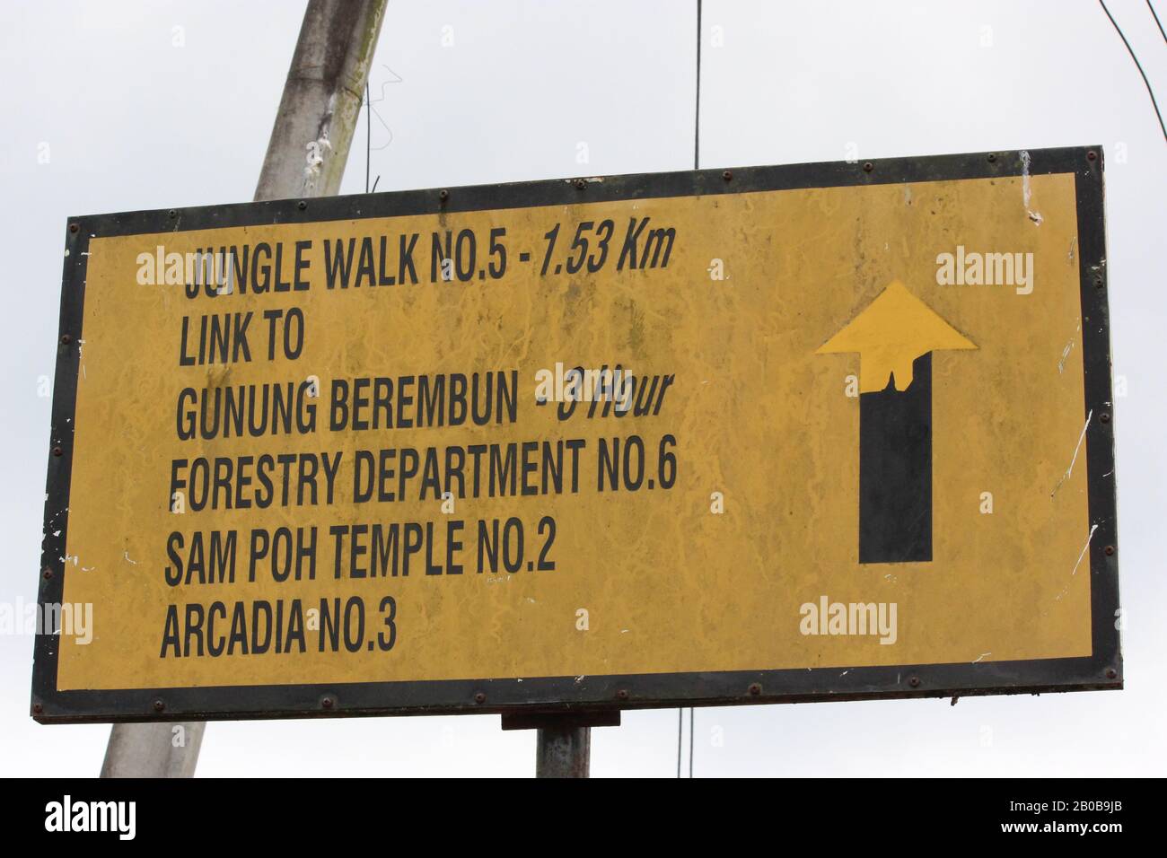 Direction rue signe dans Tanah Rata Banque D'Images