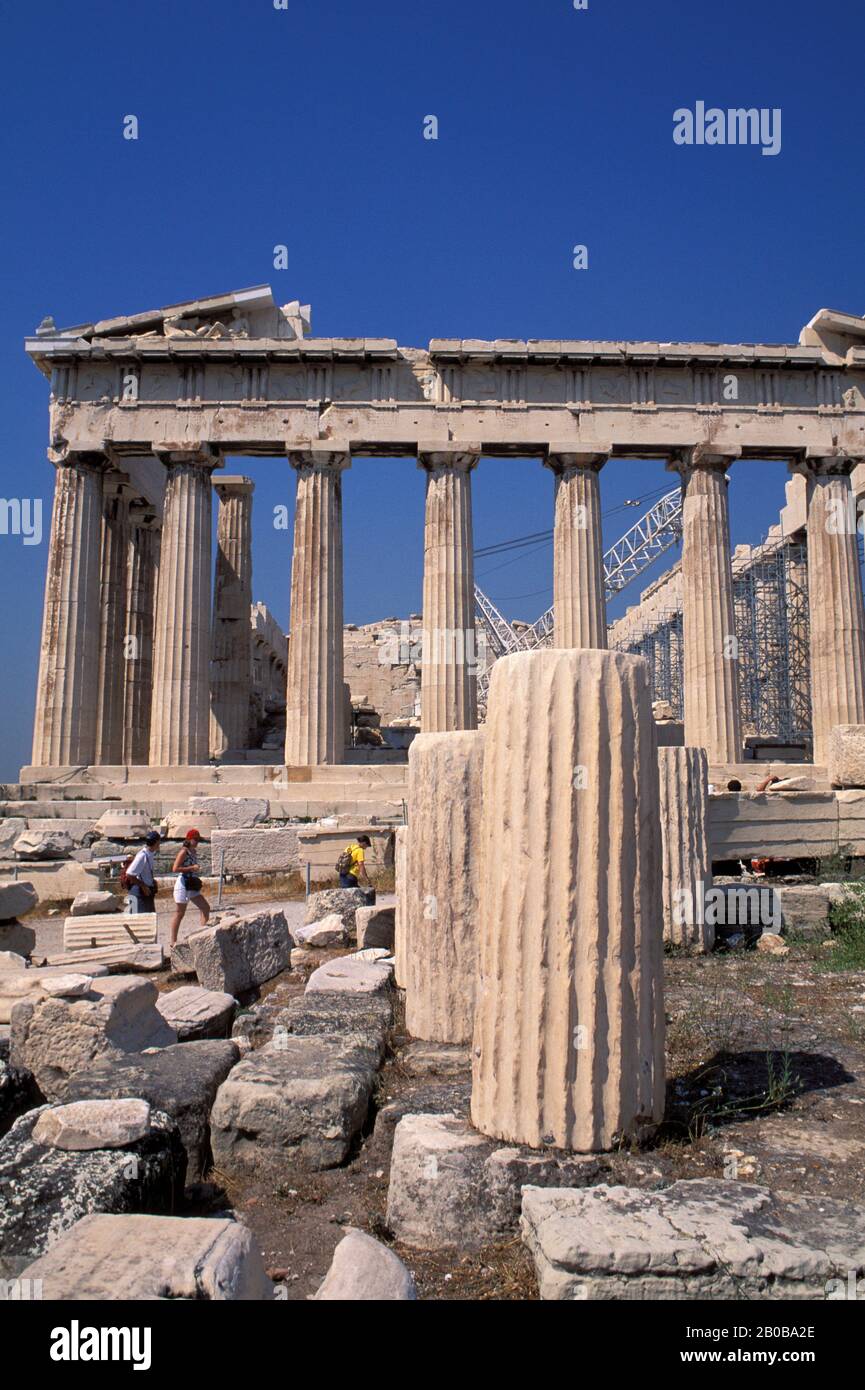 GRÈCE, ATHÈNES, ACROPOLE, PARTHÉNON, VUE DU NORD-EST Banque D'Images