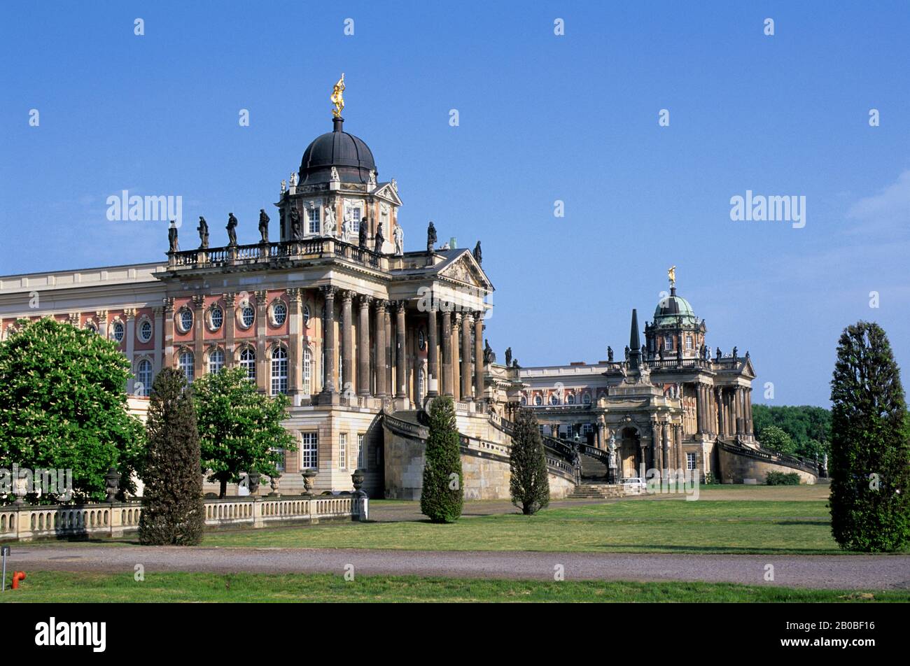 ALLEMAGNE, PRÈS DE BERLIN, POTSDAM, SANSSOUCI, NEUE PALAIS (NOUVEAU PALAIS) Banque D'Images