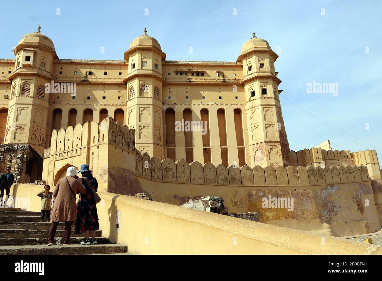 Les touristes prennent des photos au célèbre fort Amber, Jaipur Inde Banque D'Images