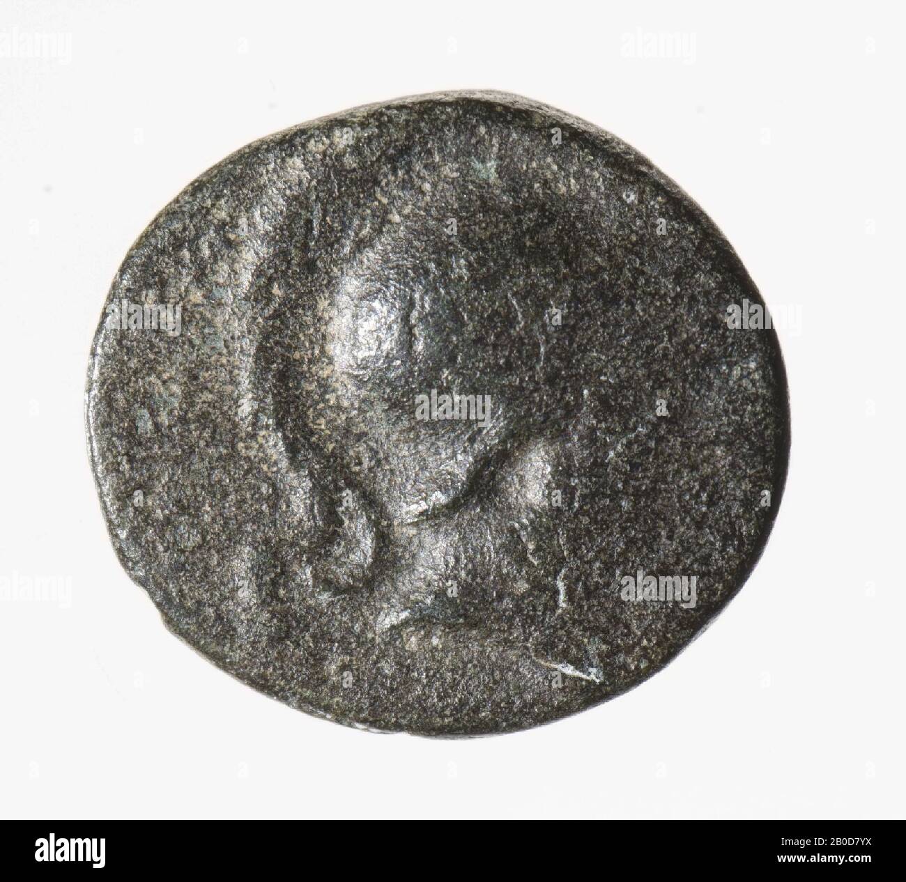 Obverse : buste d'Athena, à droite, avec casque dépoli. Usé. Marche arrière : Apollo, debout, flèche à gauche et à droite reposant sur la voûte plantaire. Porté, reste de l'inscription grecque., pièce, de Seleukos I, métal, bronze, diam.: 1.6 cm, wt. 2,69 grammes, 312-280 BC, inconnu Banque D'Images