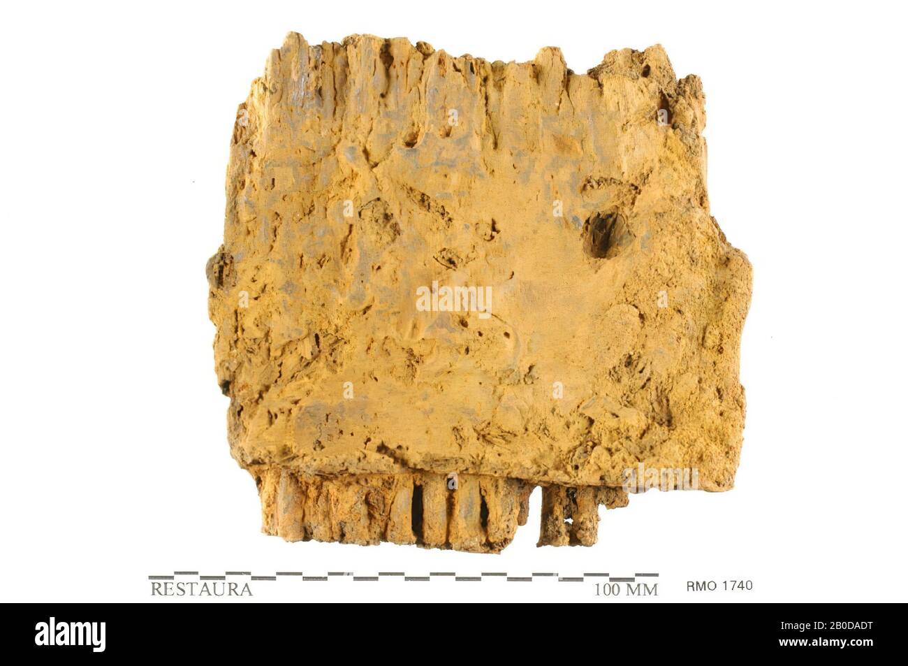 Nuances de lumière (raclette), pièces manquantes, ombre (raclette), pièces manquantes, fer, 10,3 x 9,5 cm, x, Pays-Bas, Utrecht, Wijk bij Duurstede, Wijk bij Duurstede, Dorestad Banque D'Images