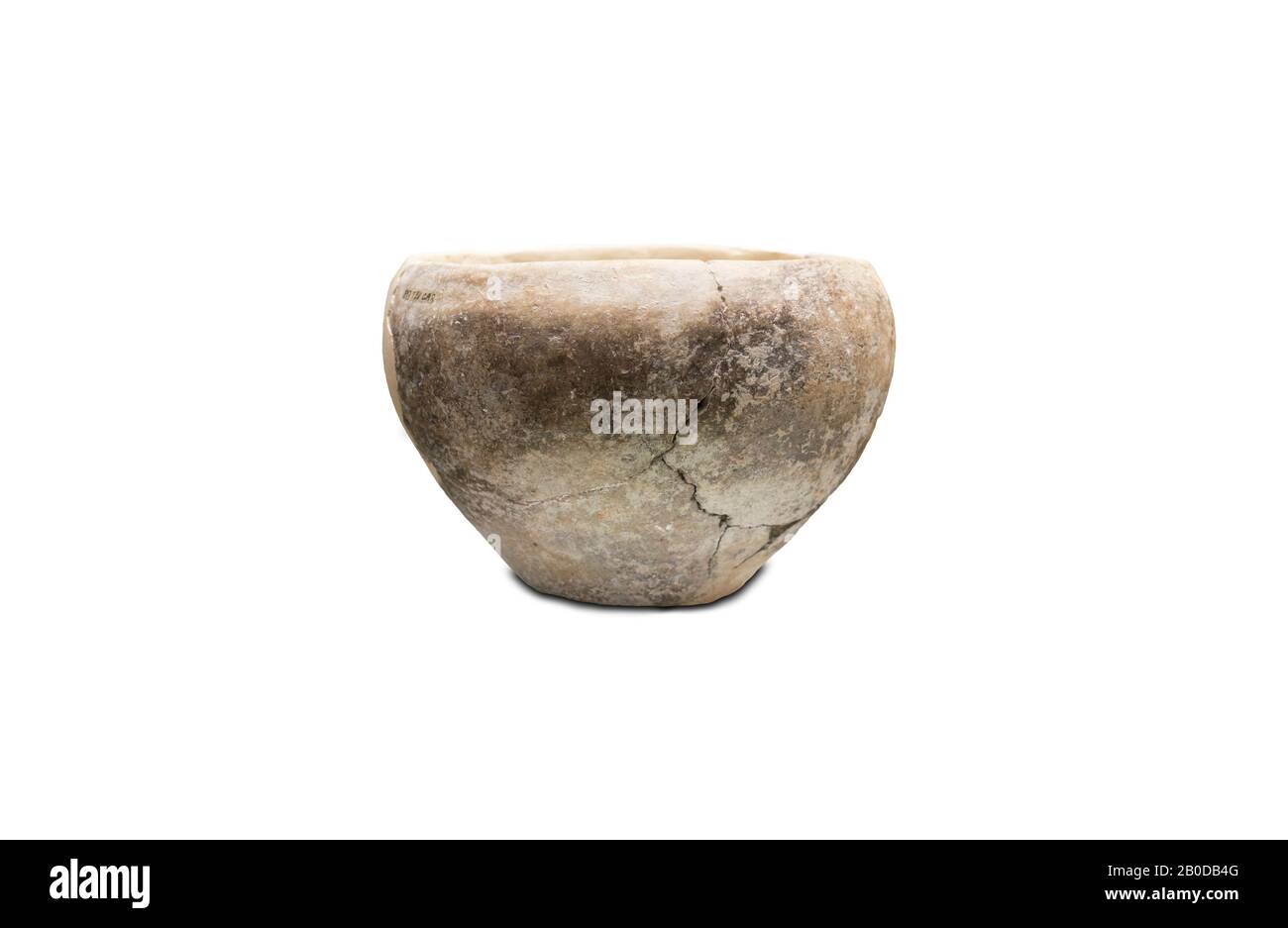 Huelva, Espagne - 2 mars 2019: Bol en argile polie à la main. Âge Néolithique Tardif. Montilla, Espagne Banque D'Images