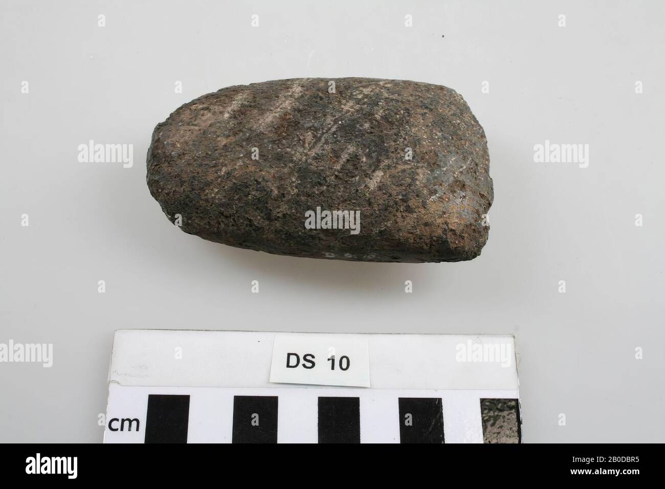 Hache de granit, hache, pierre, granite, 2,7 x 5 x 8,7 cm, préhistorique, Danemark, inconnu, inconnu, inconnu Banque D'Images