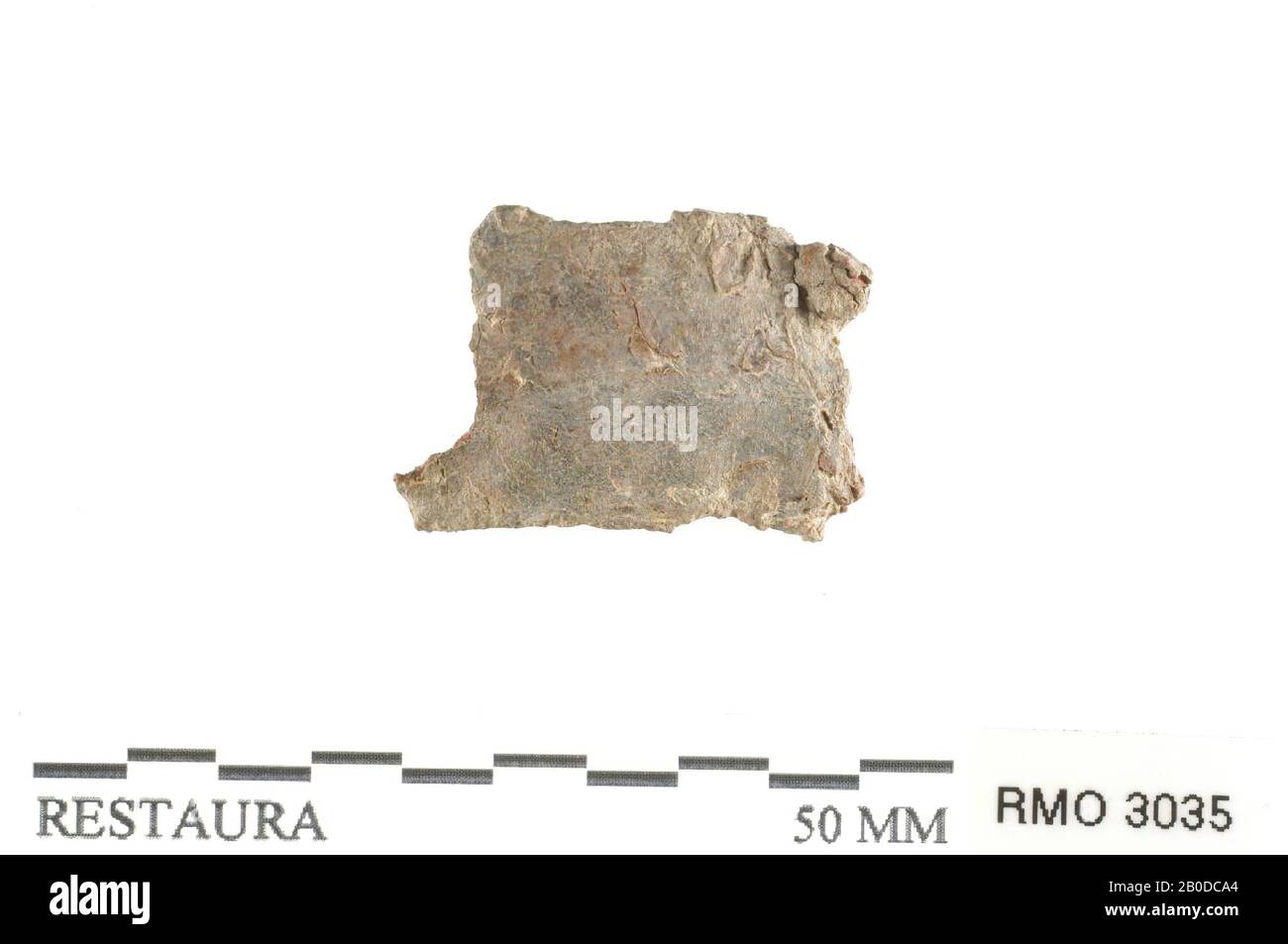 Fragment de bande, fragment de bande, plomb, 2,6 x 1,7 cm, x, Pays-Bas, Utrecht, Wijk bij Duurstede, Wijk bij Duurstede, Dorestad Banque D'Images