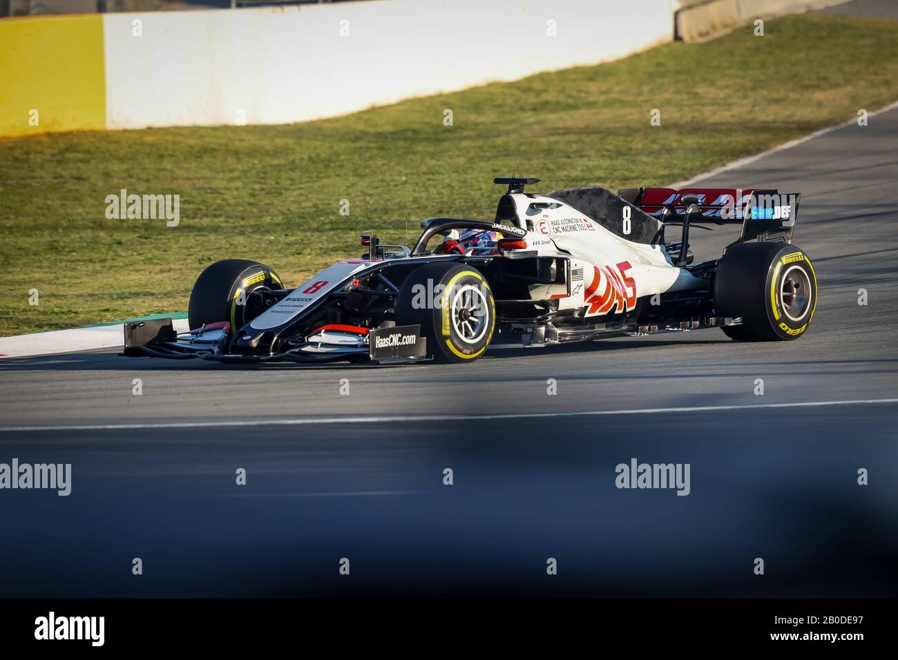 Romain Grosjean de Haas F1 l'équipe a vu en action pendant la séance du matin du deuxième jour de F1 Les Jours d'essai dans le circuit de Montmelo. Banque D'Images