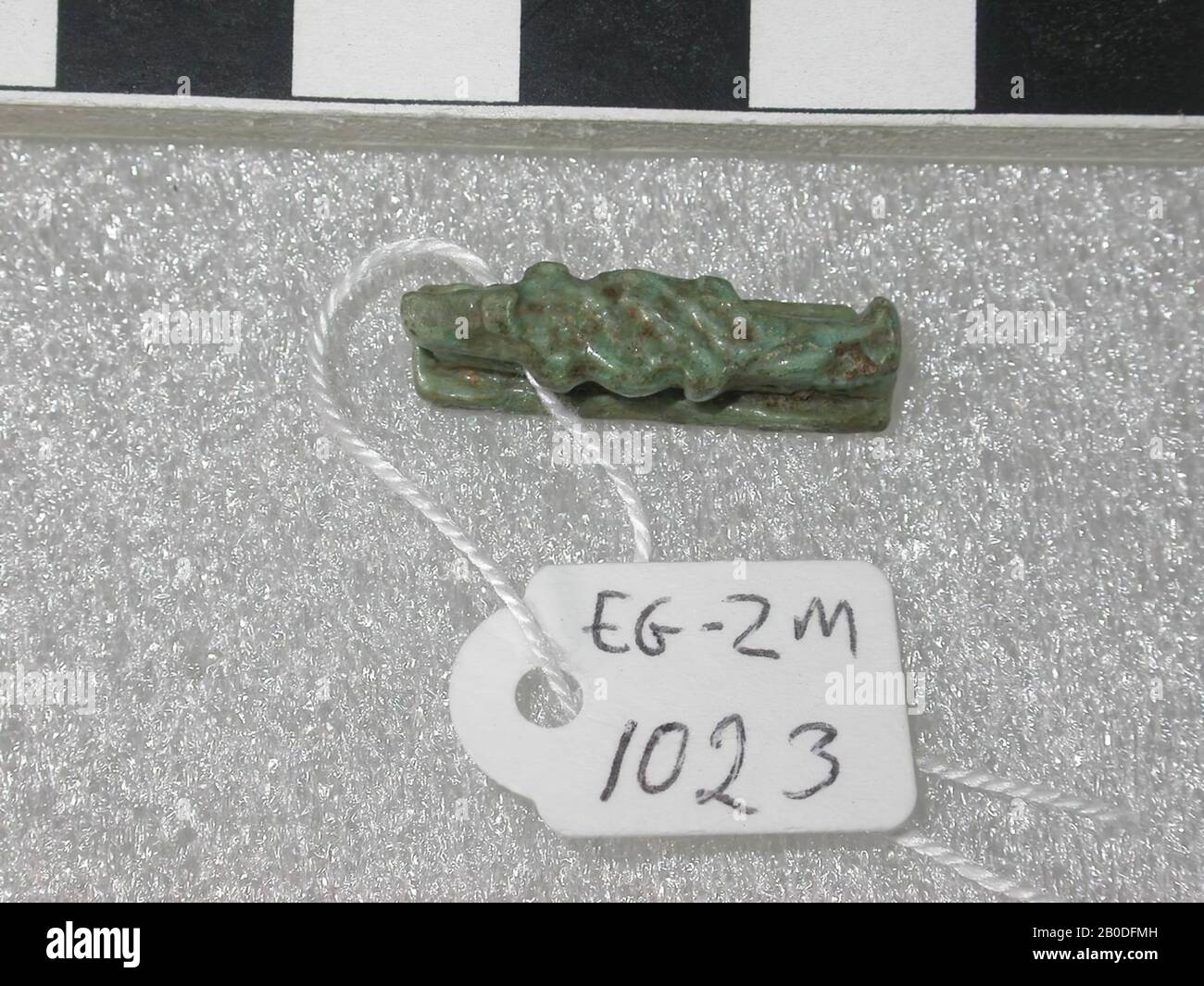 sculpture, crocodile, amulette, animal, foi (vert), 2,2 cm (7 Banque D'Images
