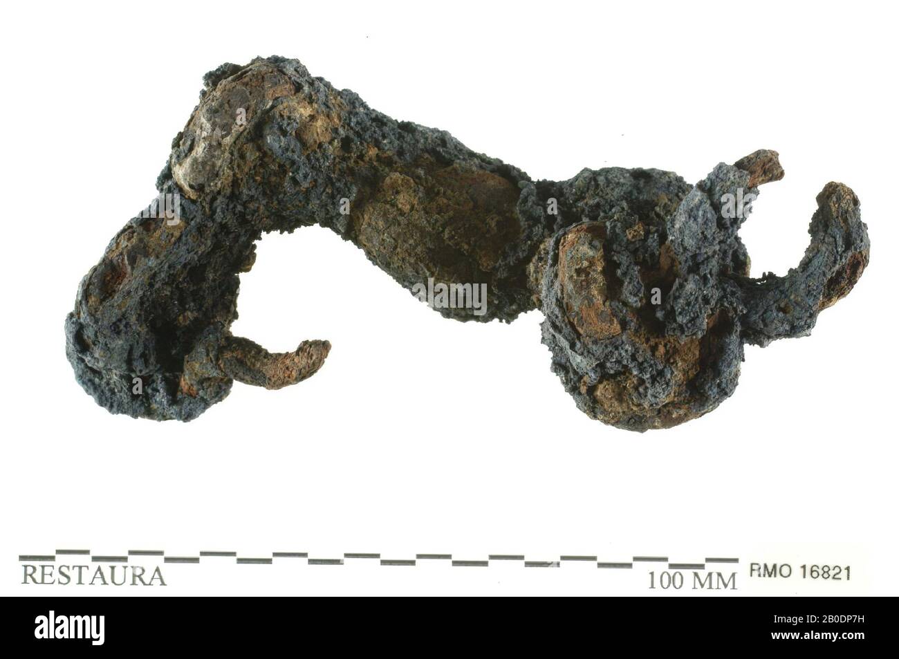 Pays-Bas Moyen âge, partie de chaîne, 8 maillons en forme de fer, 10,6 x 2,5 cm, x, Pays-Bas, Utrecht, Wijk bij Duurstede, Wijk bij Duurstede, Dorestad Banque D'Images