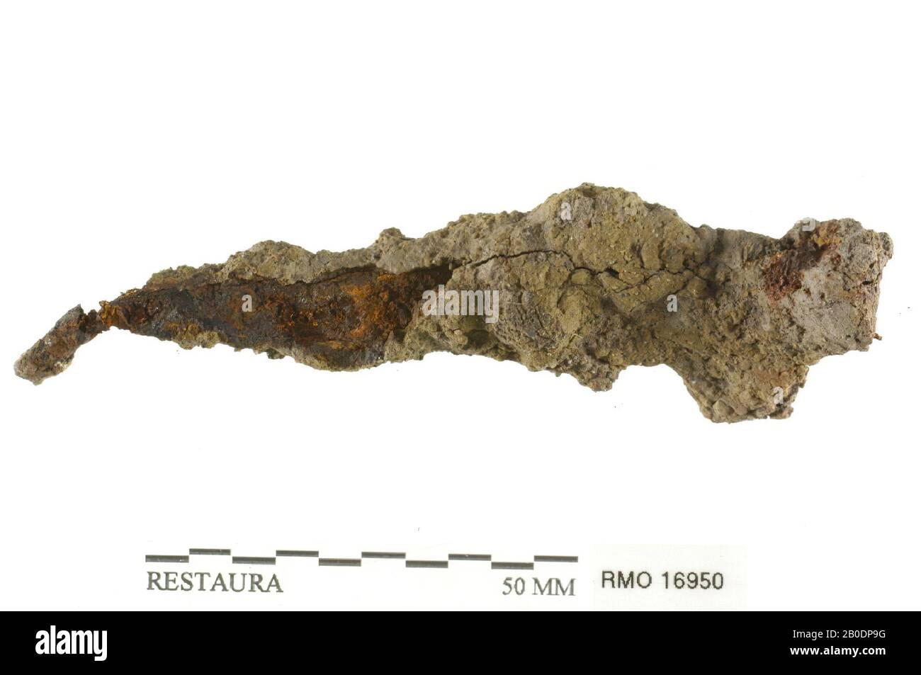 Pays-Bas Moyen âge, bande, se terminant par un point, avec crête, fer, 9,5 x 2,6 cm, x, Pays-Bas, Utrecht, Wijk bij Duurstede, Wijk bij Duurstede, Dorestad Banque D'Images