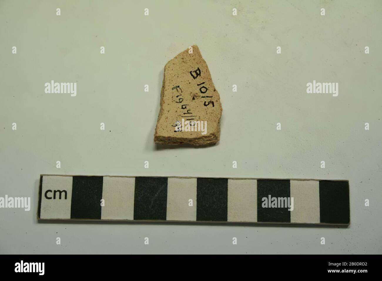 Egypte, shard, faïence, 3,5 x 2,5 cm Banque D'Images