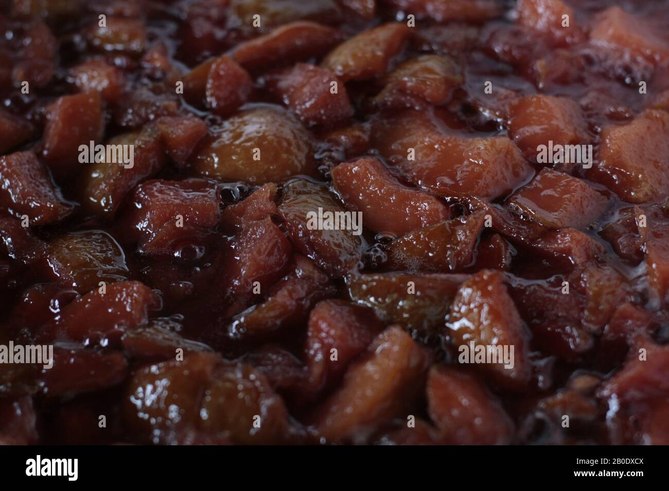 Préparation de confiture de coing maison. Banque D'Images