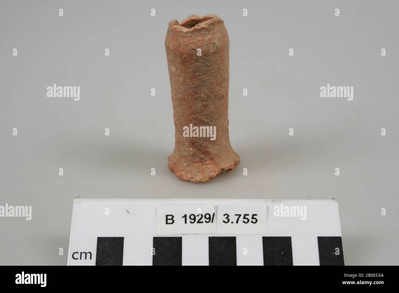 Shard, faïence, h: 7,3 cm, diam: 3 cm, Israël Banque D'Images
