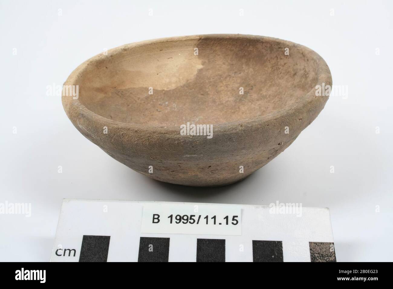 Vaisselle, poterie, H 5 cm, D 12,6 cm, er III Période 2112-2004 C.-B., Irak Banque D'Images