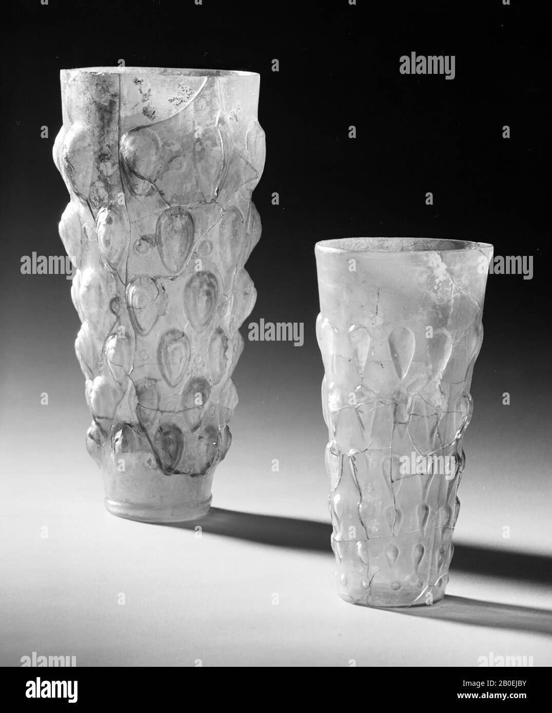 Antiquité classique, tasse, verre, 15 cm, 0, 100, Italie Banque D'Images Antiquité classique, tasse, verre, 15 cm, 0, 100, Italie Banque D'Images