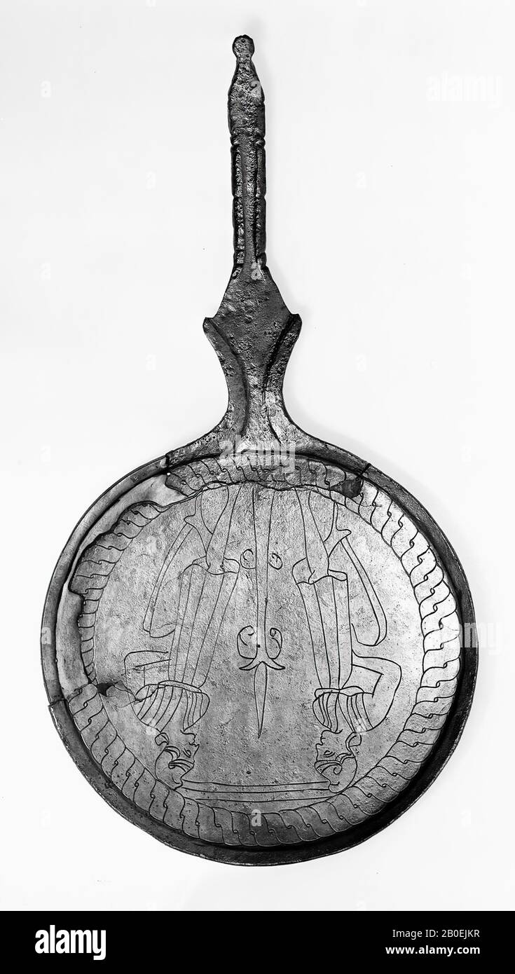 Antiquité classique, miroir, bronze, 23,2 x diamètre 12,1 x 0,6 cm, lieu, Italie Banque D'Images