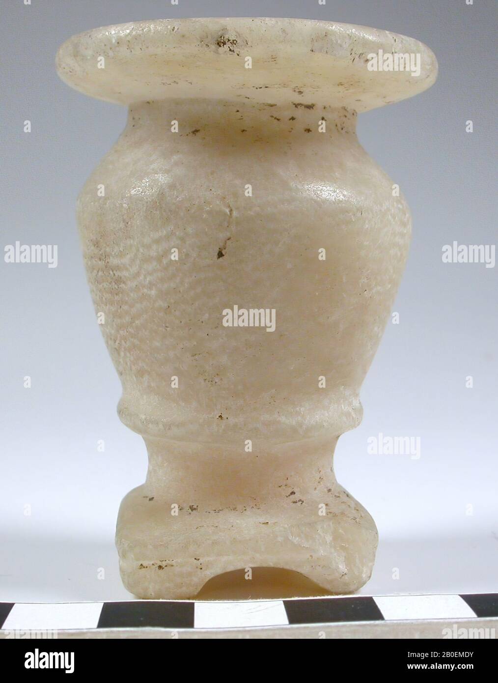 kohlpot, support, vaisselle, pierre, alabaster, 7,3 cm (2 7 Banque D'Images