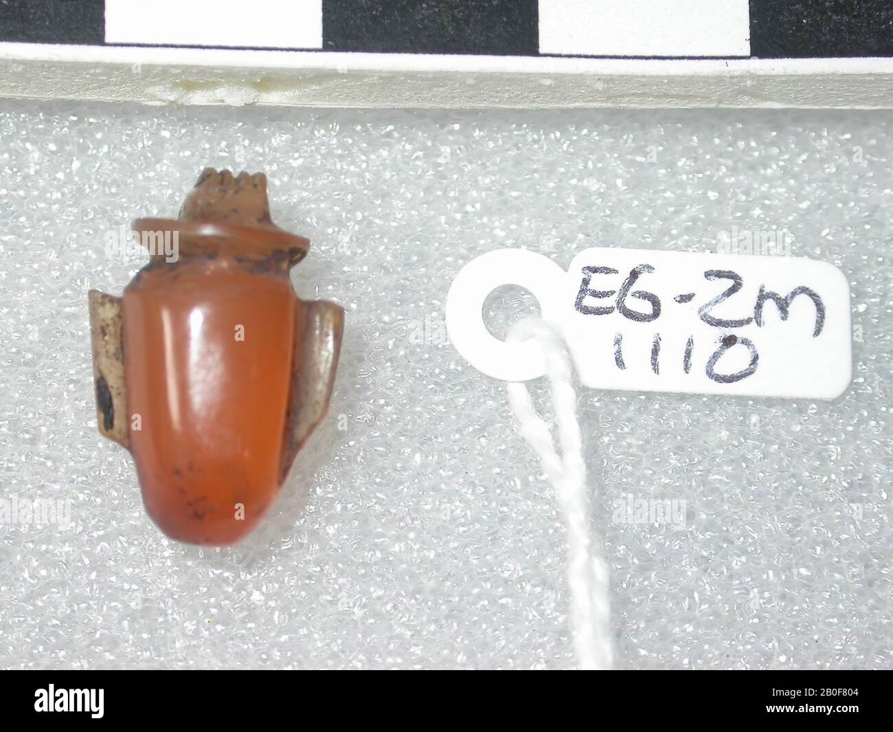 Vase coeur, amulet, objet, cornaline, 1,8 cm, Egypte Banque D'Images