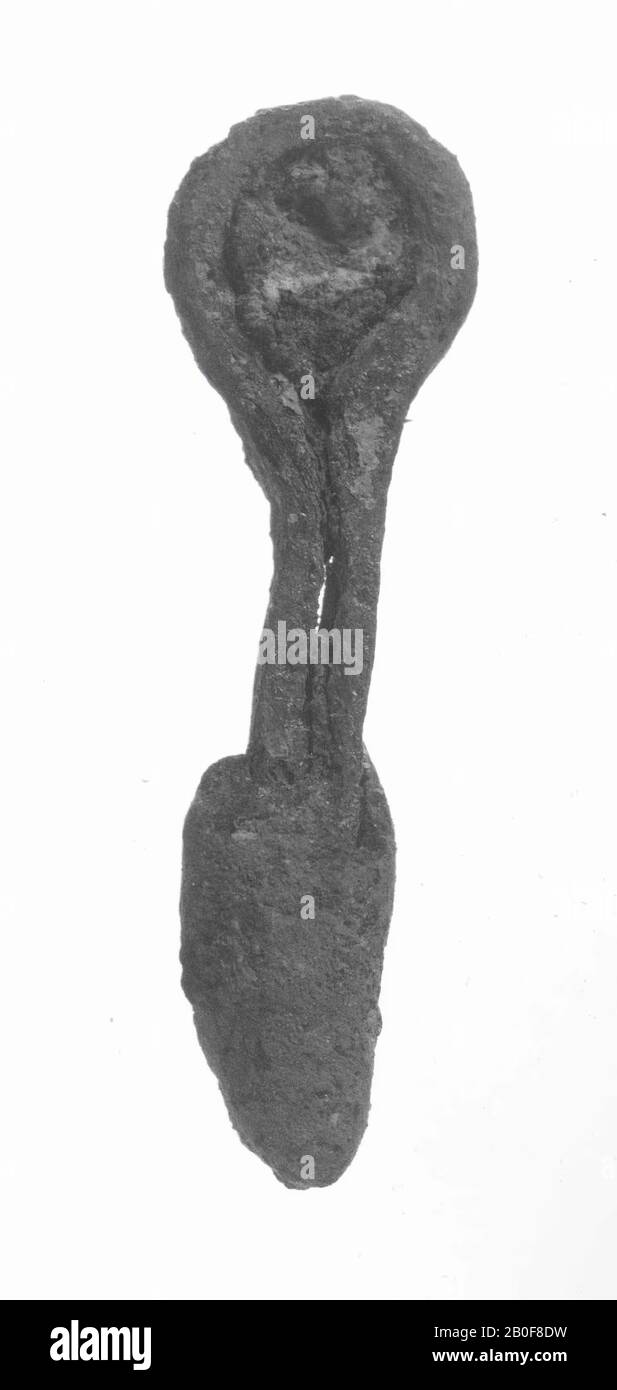 Fait partie d'une goupille fendue en bronze ? (Œil), œil, métal, bronze, longueur: 3,5 cm, romain 40-250, Pays-Bas, Hollande-Méridionale, Katwijk, Valkenburg Banque D'Images